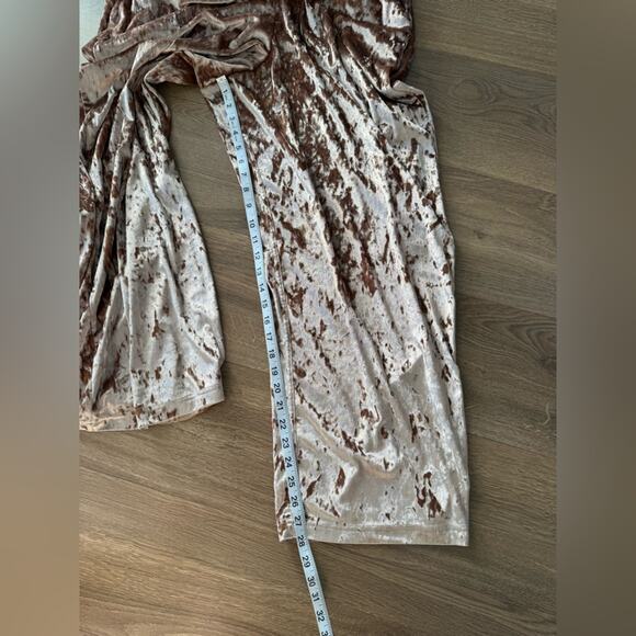 Fabletics Go-To Crushed Velour Wide Leg Pant Teddy Pink Size 1X - Picture 9 of 9